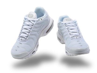 Nike Air Max Plus TN "Triple White"